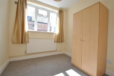 2 bedroom flat to rent, Horn Lane, W3