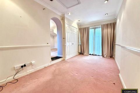2 bedroom semi-detached house for sale, Wallace Drive, Wickford