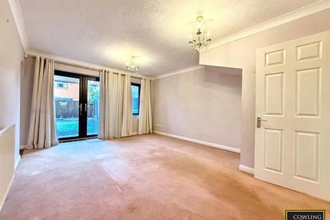 2 bedroom semi-detached house for sale, Wallace Drive, Wickford