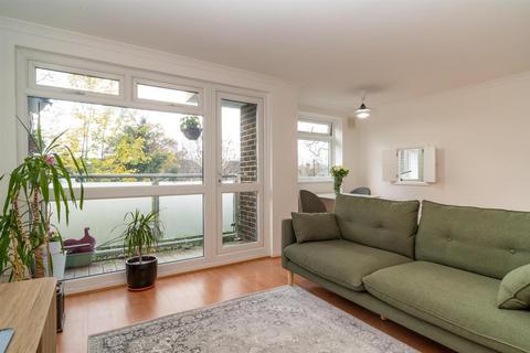 2 bedroom apartment for sale, The Reddings, Borehamwood WD6