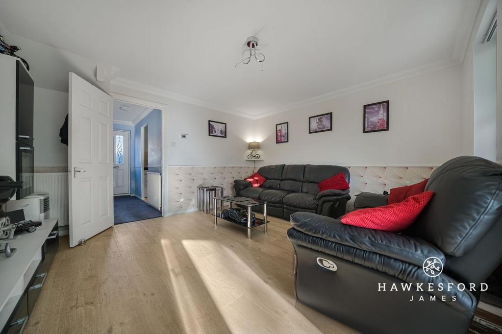 Wadham Place, Sittingbourne - Lounge