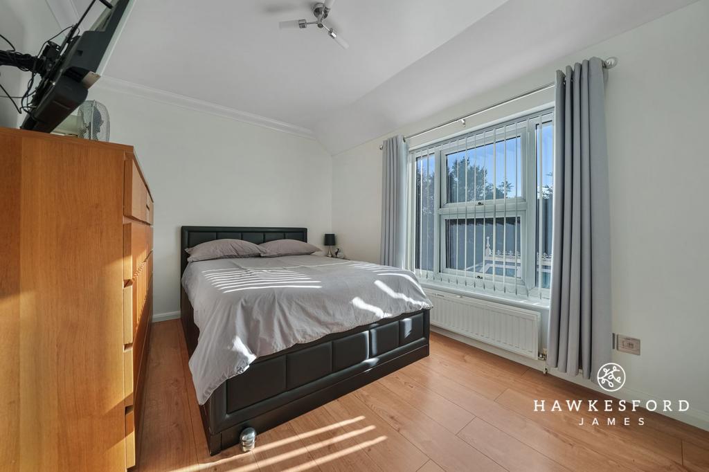 Wadham Place, Sittingbourne - Bedroom 1