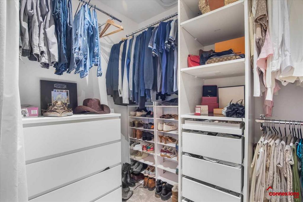 Walk In Wardrobe