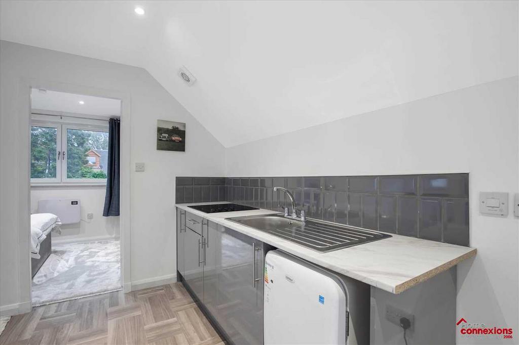 Upper Apartment -