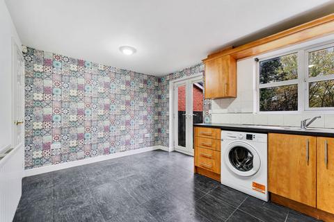 undefined, Kings Fold, Manchester M46