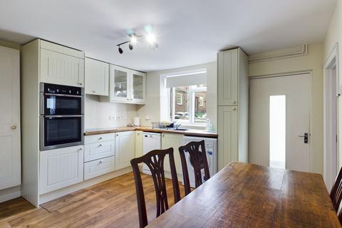 2 bedroom end of terrace house to rent, High Street, Astcote, NN12