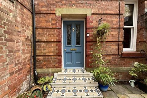 3 bedroom semi-detached house for sale, Linden Avenue, Darlington