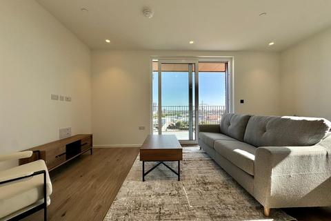 2 bedroom flat to rent, 5 Hemlock Street, Heron Wharf E14