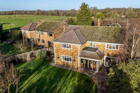 4 bedroom detached house for sale, Birchwood Chase, High Wycombe HP15