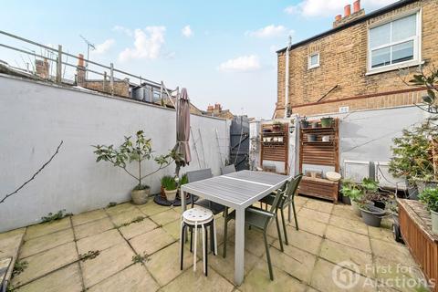 1 bedroom apartment for sale, Market Terrace, Albany Road, Brentford