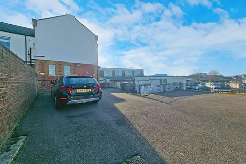 Admiralty Road, Bognor Regis, PO22