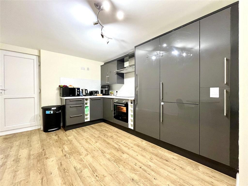 Communal Kitchen
