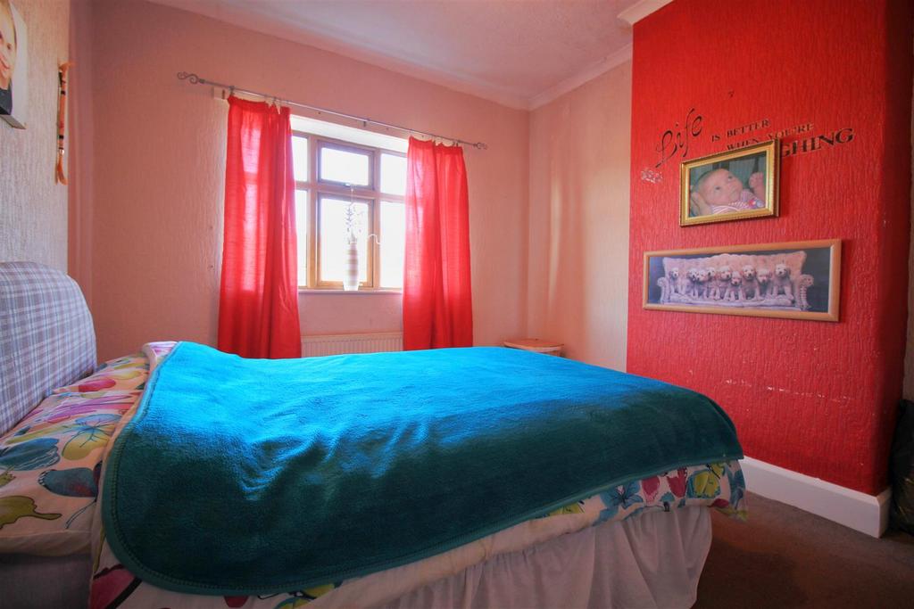 Bedroom one.jpg