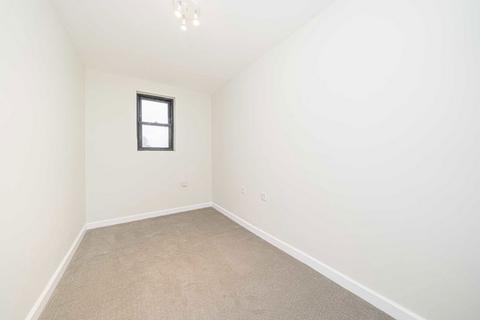 undefined, Station Road, Hampton TW12
