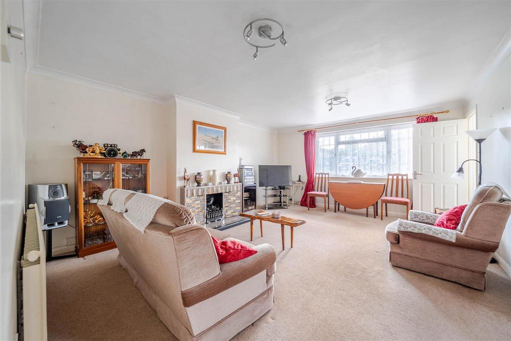 Living/Dining Room