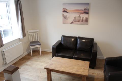 2 bedroom flat to rent, 17 Tawny Grove, Coventry, CV4 8NL