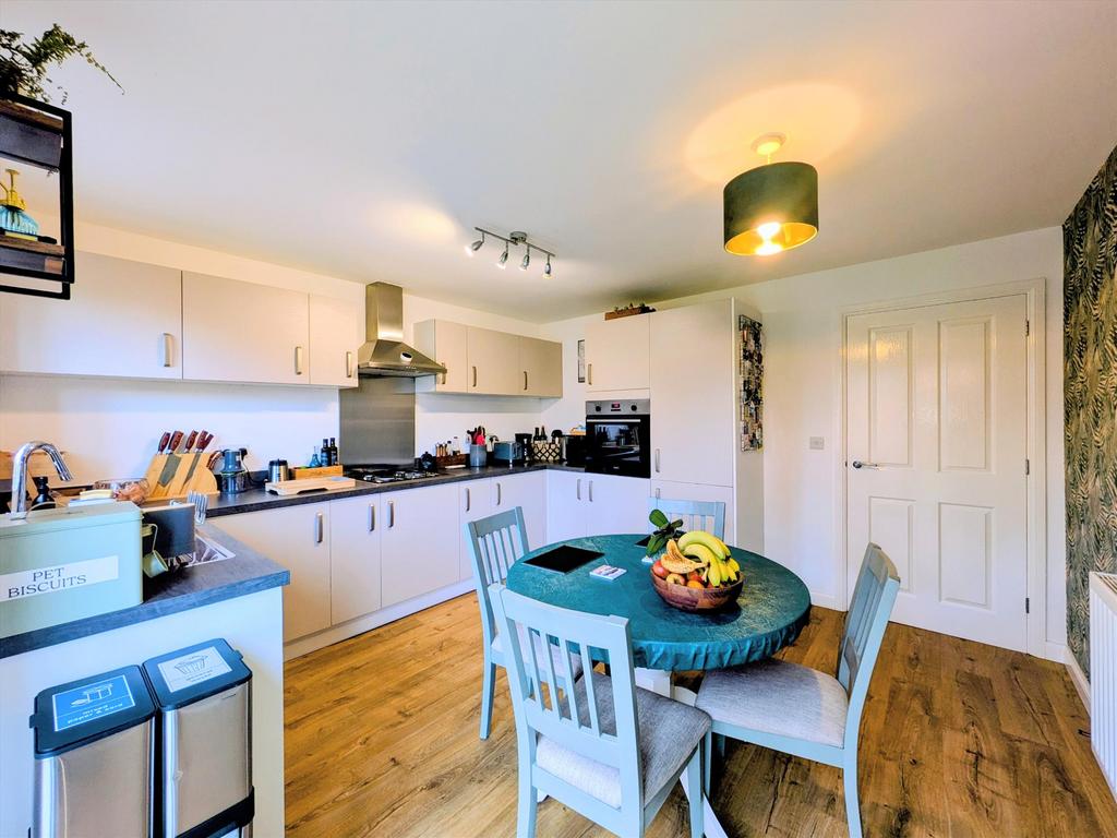 Kitchen 3