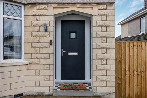 15 Counterpool Road, Bristol, BS15 8DQ