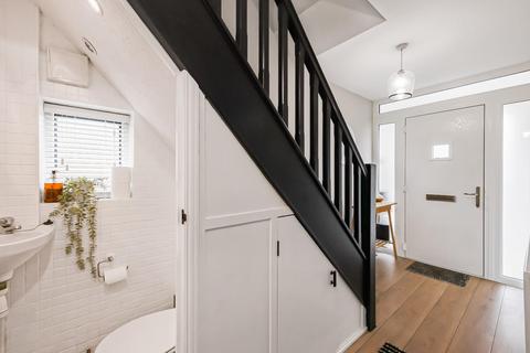 15 Counterpool Road, Bristol, BS15 8DQ