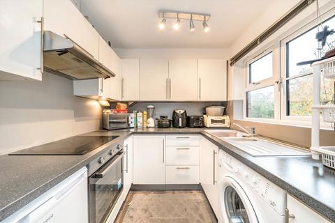 1 bedroom flat for sale, Pages Hill, London N10