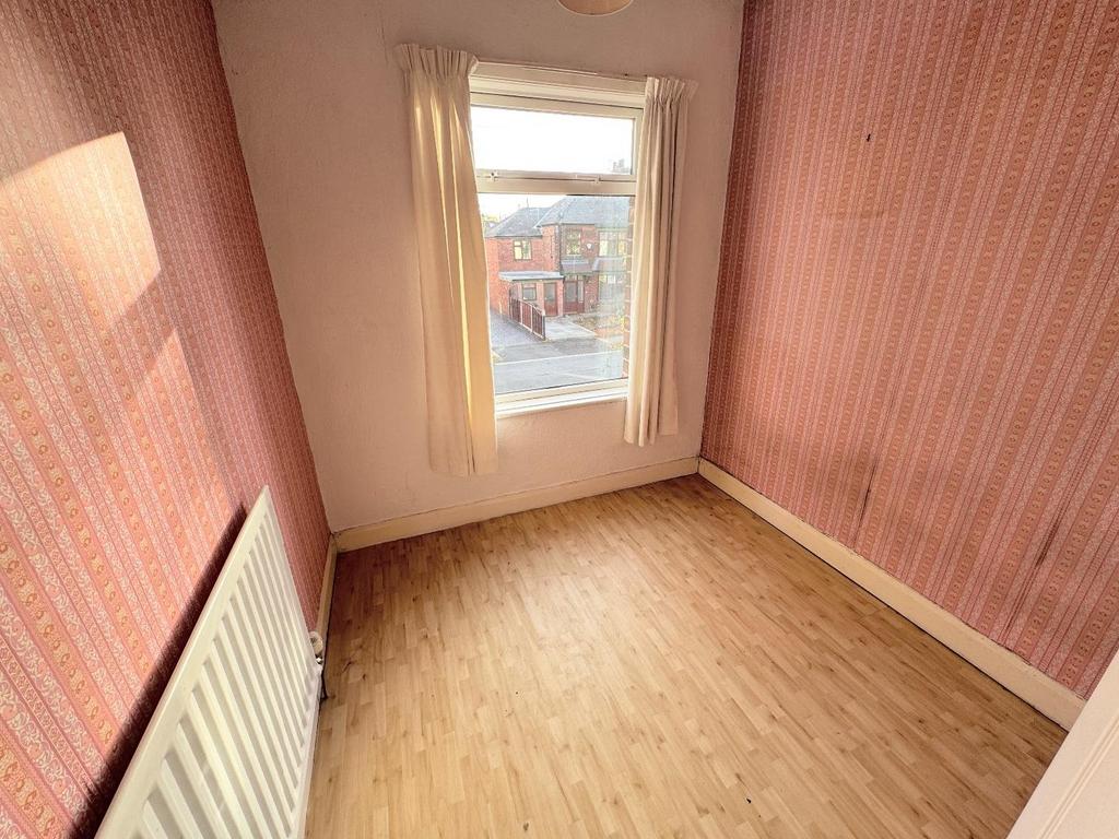 Bedroom (Front)