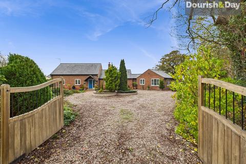 undefined, Malpas SY14