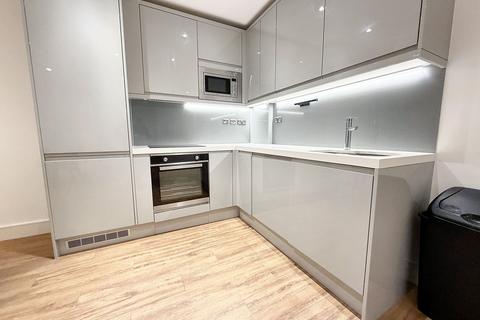 1 bedroom flat to rent, West Gate, London, W5