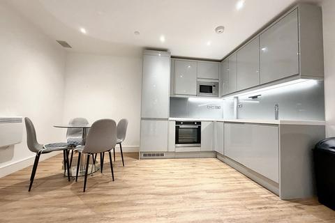 1 bedroom flat to rent, West Gate, London, W5