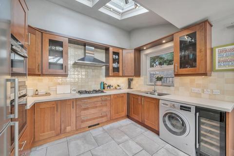 undefined, Tamerton Square, Woking GU22