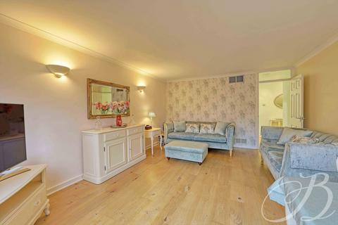 undefined, Boulters Lane, Maidenhead, SL6