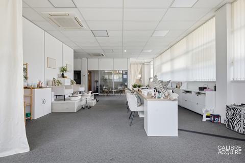 Office for sale, Edinburgh Way Harlow CM20 2BN