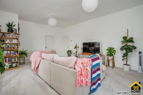 undefined, Flat, 10 Cowslip Court, Hants, PO7