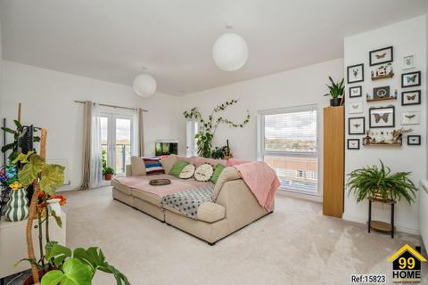 undefined, Flat, 10 Cowslip Court, Hants, PO7