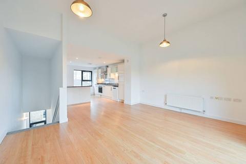 4 bedroom terraced house to rent, Dartmouth Place, Forest Hill, London, SE23