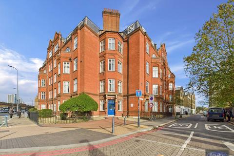 3 bedroom apartment to rent, South Lambeth Road , London,