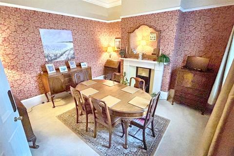 4 bedroom terraced house for sale, Victoria Avenue, Whitley Bay, NE26