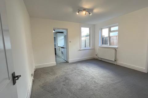 undefined, Lent Rise Road, Slough SL1