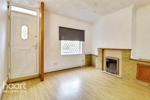 2 bedroom terraced house to rent, Whitehorse Hill, CHATHAM