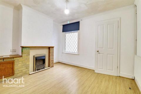 2 bedroom terraced house to rent, Whitehorse Hill, CHATHAM