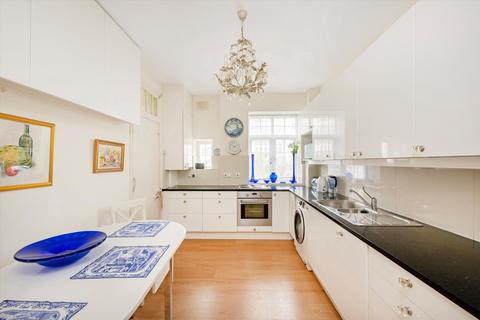 3 bedroom flat for sale, Clifton Court, Northwick Terrace, St John's Wood NW8