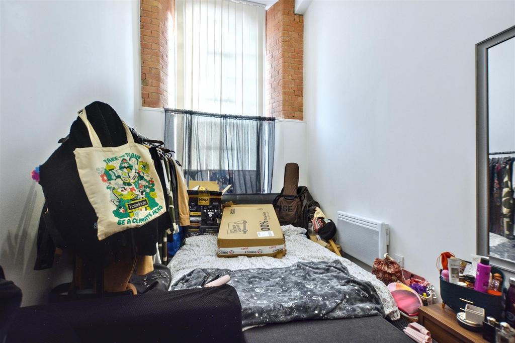 Bedroom 2.jpeg