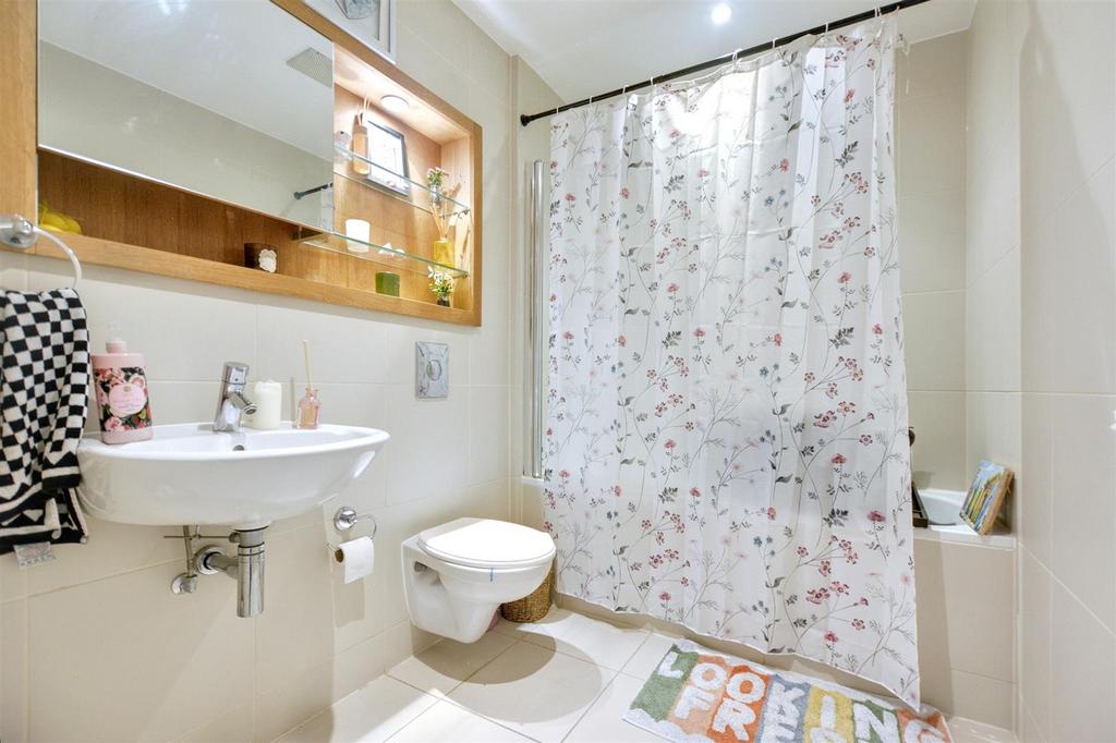 Bathroom.jpeg
