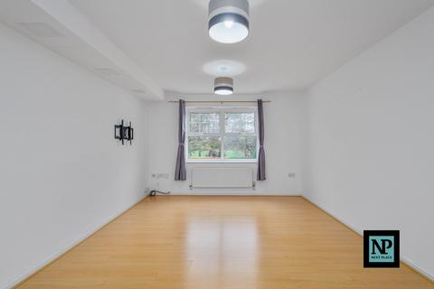 undefined, Moorgate, Tamworth, B79