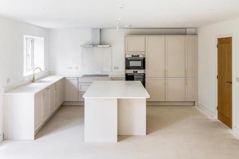 4 bedroom detached house for sale, Hawthorn Bank, Spalding