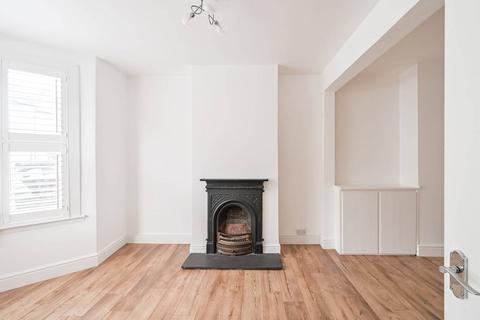 4 bedroom terraced house to rent, Walthamstow, Walthamstow, London, E17