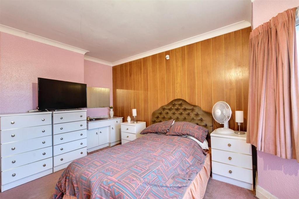 Bedroom 2 2.jpeg