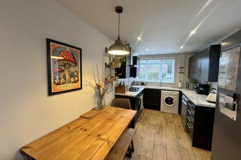 3 bedroom semi-detached house for sale, Foxwood Gardens, Burnage