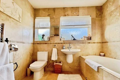 3 bedroom bungalow for sale, Astor Road, Sevenoaks TN15