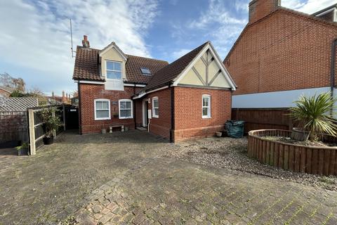 undefined, 12A The Avenue, Felixstowe IP11