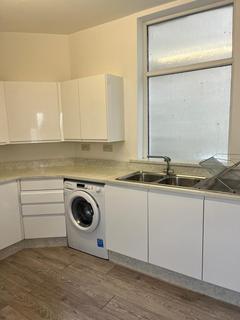 6 bedroom end of terrace house for sale, Swansea SA2
